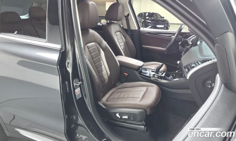 BMW X3 xDrive i20 Luxury