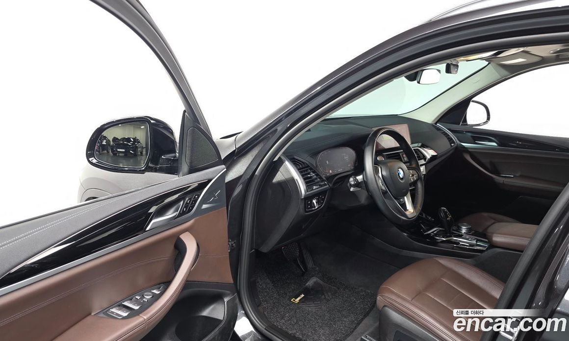 BMW X3 xDrive i20 Luxury