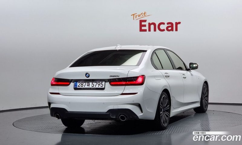 BMW 3-Series i320 M Sport