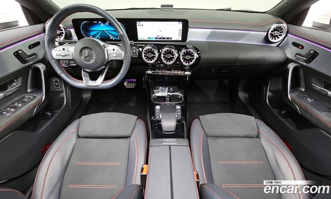Mercedes Benz CLA-Class CLA250 4MATIC