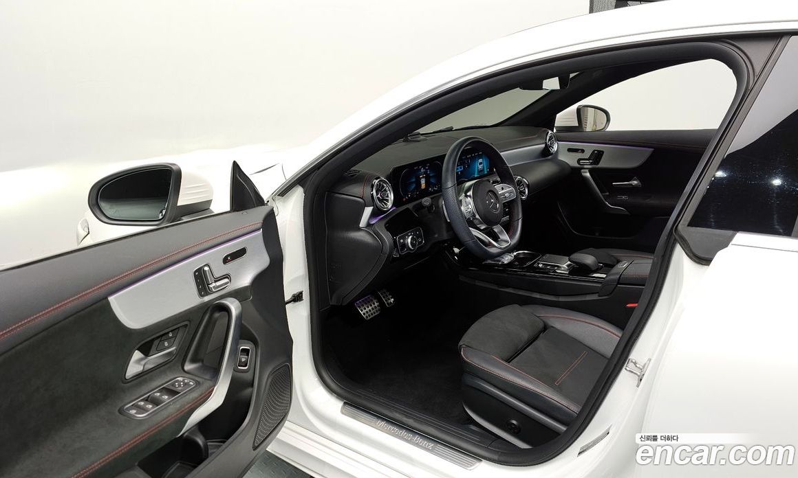 Mercedes Benz CLA-Class CLA250 4MATIC