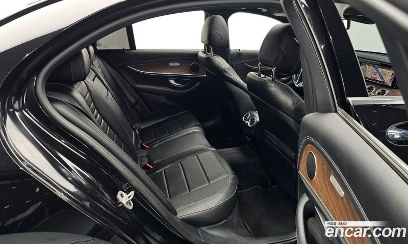 Mercedes Benz E-Class E250 Exclusive