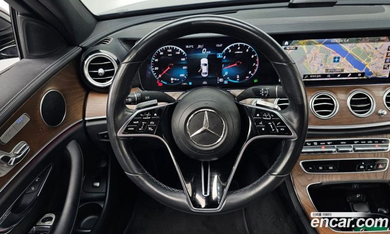 Mercedes Benz E-Class E250 Exclusive