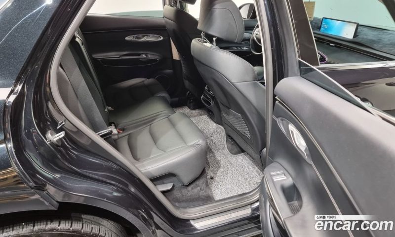 Genesis GV70 2.5T Gasoline 2WD