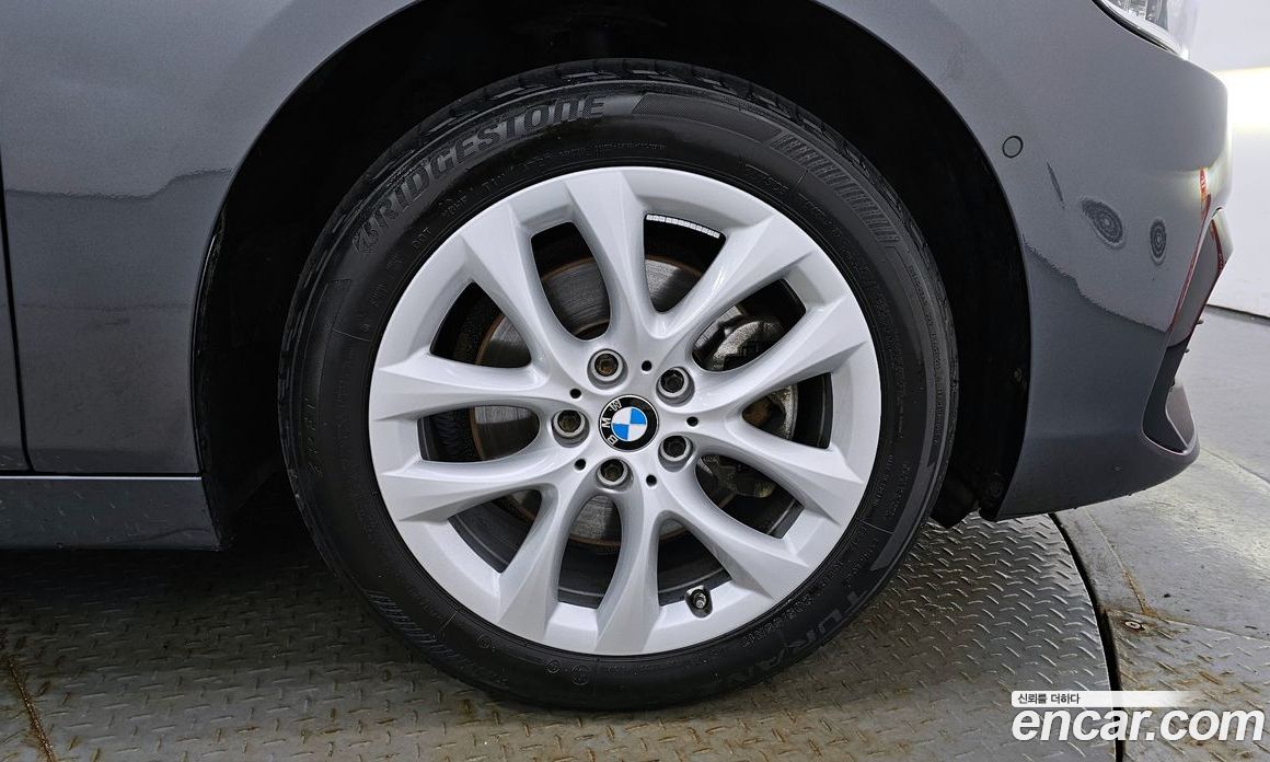 BMW 2-Series Advantage