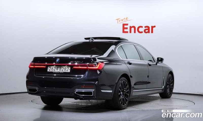 BMW 7-Series 740Li xDrive M Sport Package