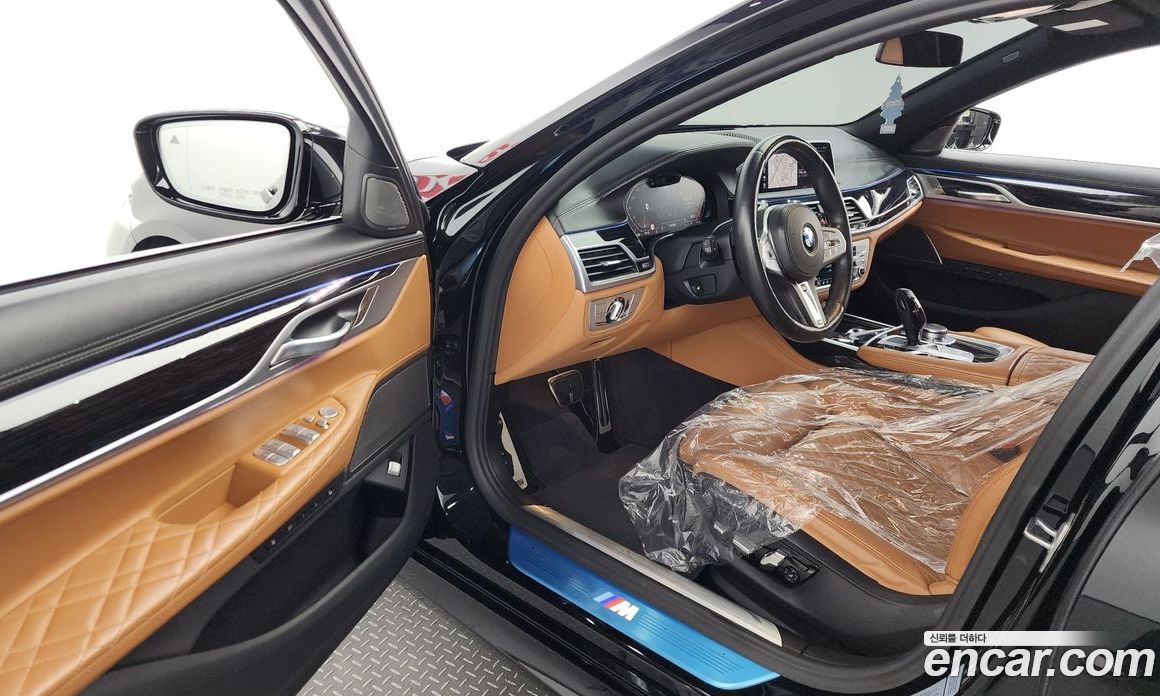 BMW 7-Series 740Li xDrive M Sport Package