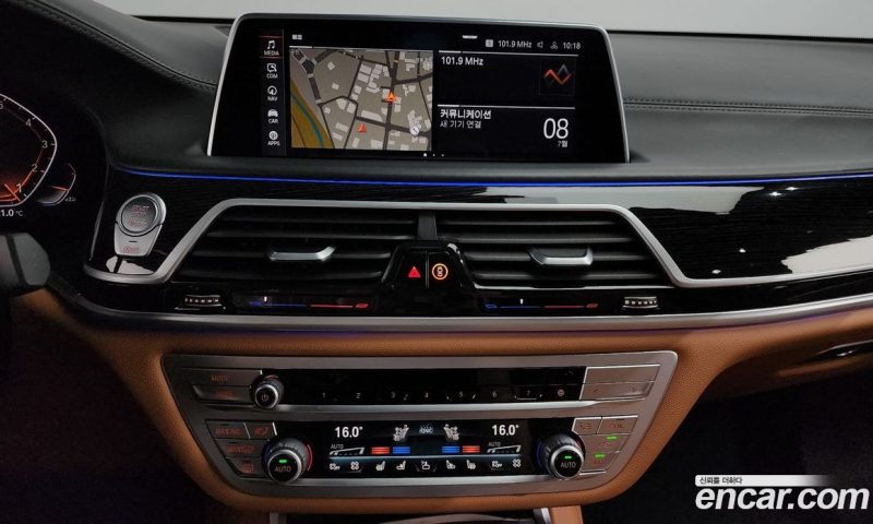 BMW 7-Series 740Li xDrive M Sport Package