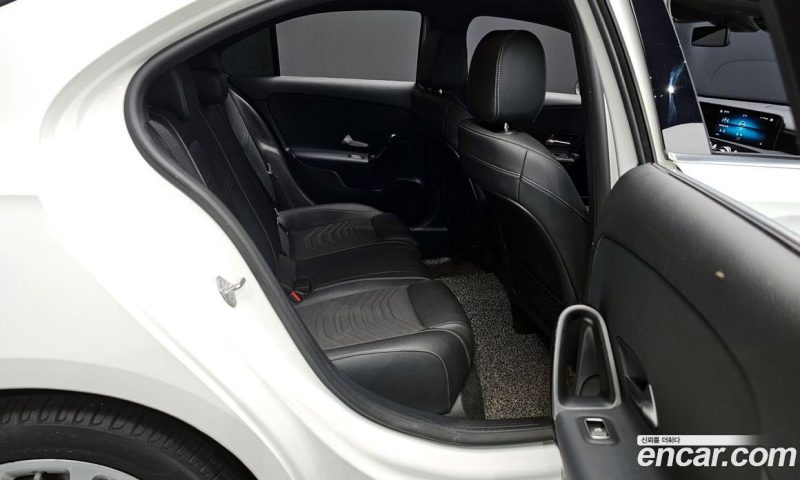 Mercedes Benz A-Class A220 Sedan