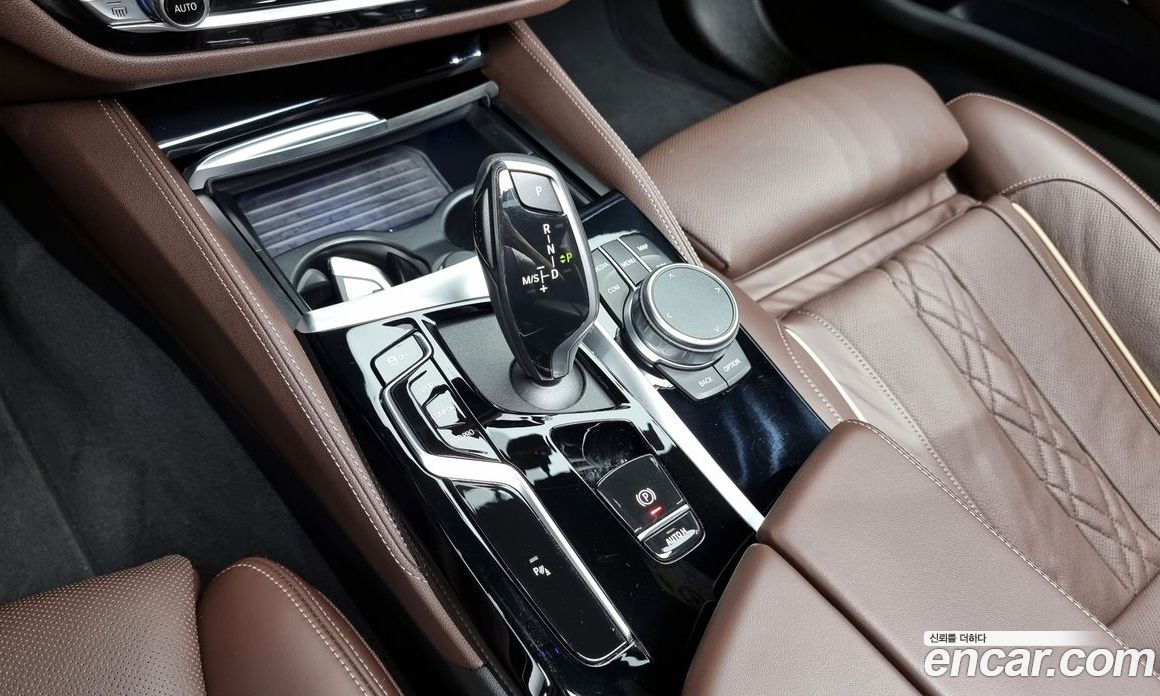 BMW 5-Series i530 M Sport Package