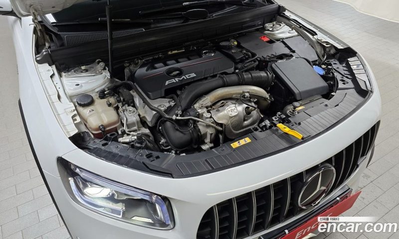 Mercedes Benz GLB-Class AMG GLB35 4MATIC