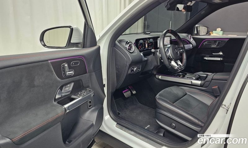 Mercedes Benz GLB-Class AMG GLB35 4MATIC