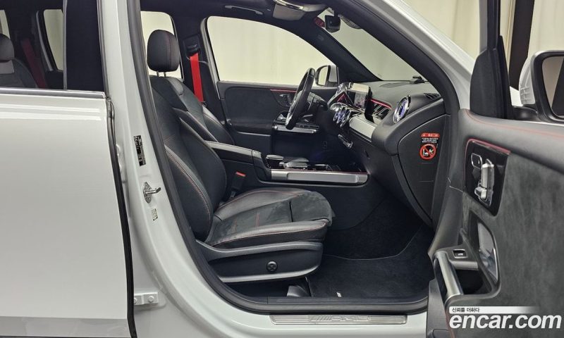 Mercedes Benz GLB-Class AMG GLB35 4MATIC