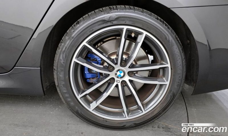 BMW 5-Series i520 M Sport