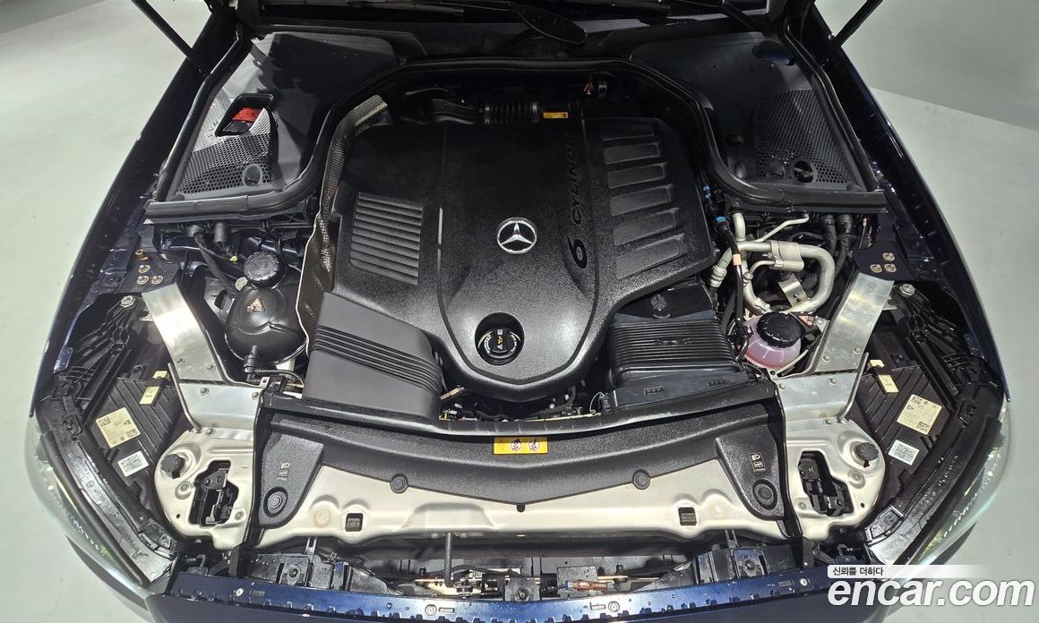 Mercedes Benz E-Class E450 4MATIC Exclusive