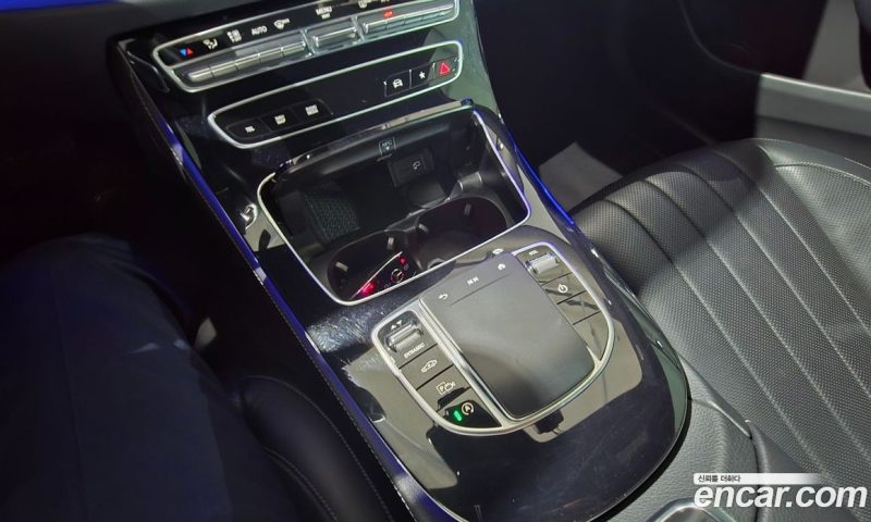 Mercedes Benz E-Class E450 4MATIC Exclusive