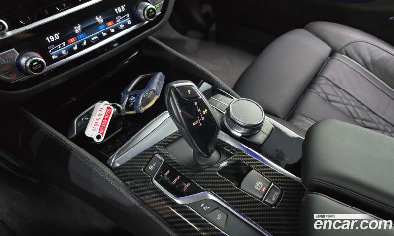 BMW 5-Series 520D xDrive M Sport Package Plus