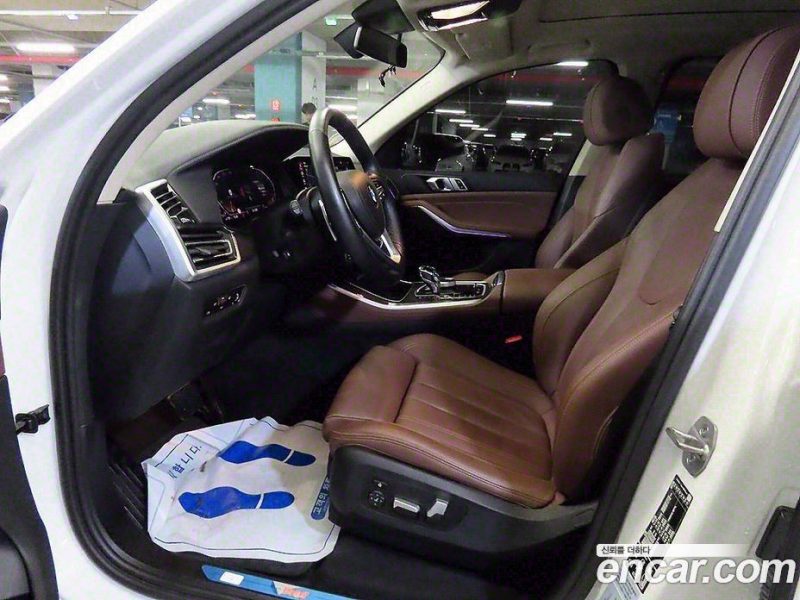 BMW X5 xDrive i40 xLine