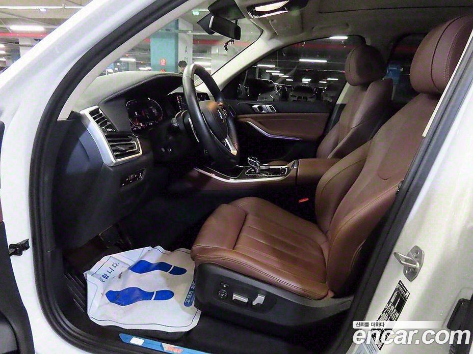 BMW X5 xDrive i40 xLine