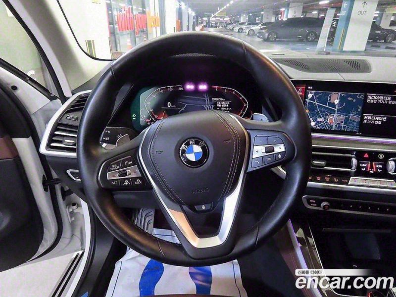 BMW X5 xDrive i40 xLine