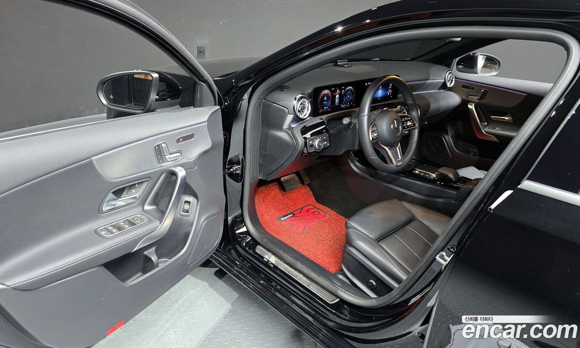 Mercedes Benz A-Class A220 Sedan