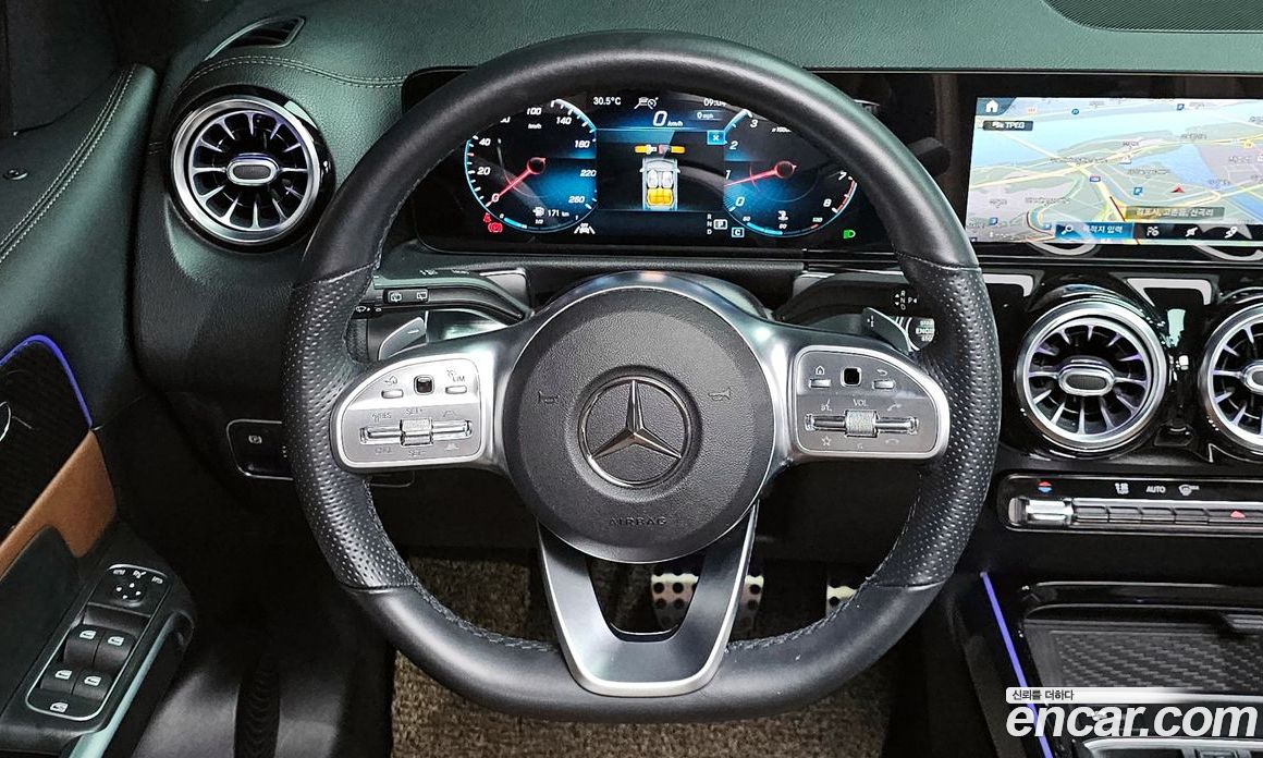 Mercedes Benz GLB-Class GLB250 4MATIC
