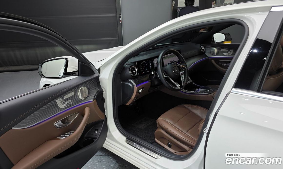Mercedes Benz E-Class E350 4MATIC Avantgarde