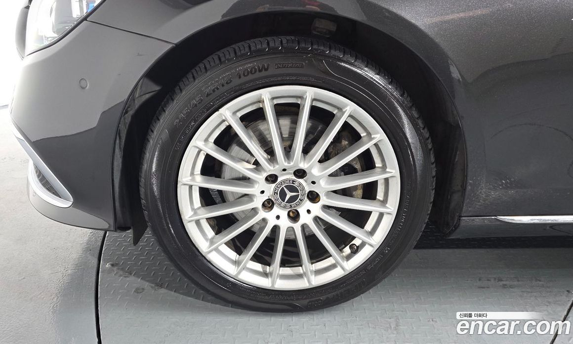 Mercedes Benz E-Class E250 Exclusive