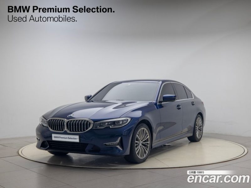 BMW 3-Series i320 Luxury