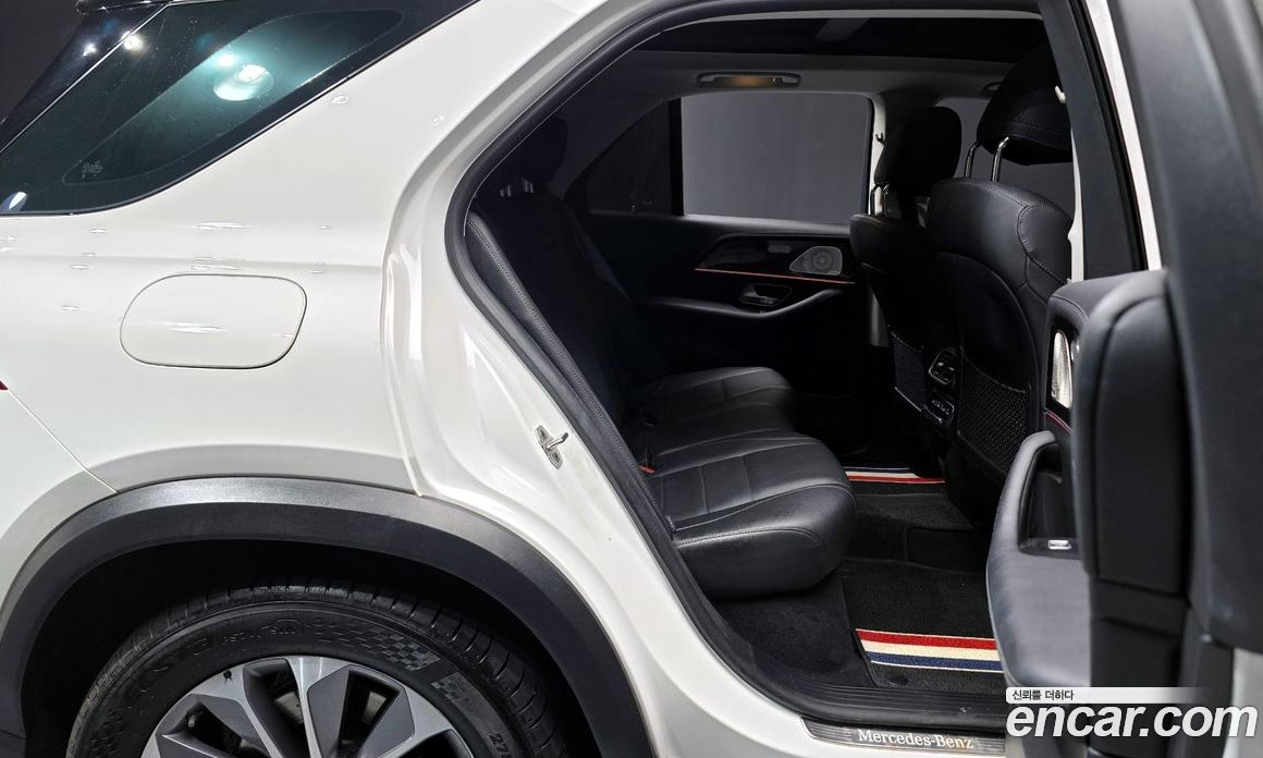 Mercedes Benz GLE-Class GLE300d 4MATIC