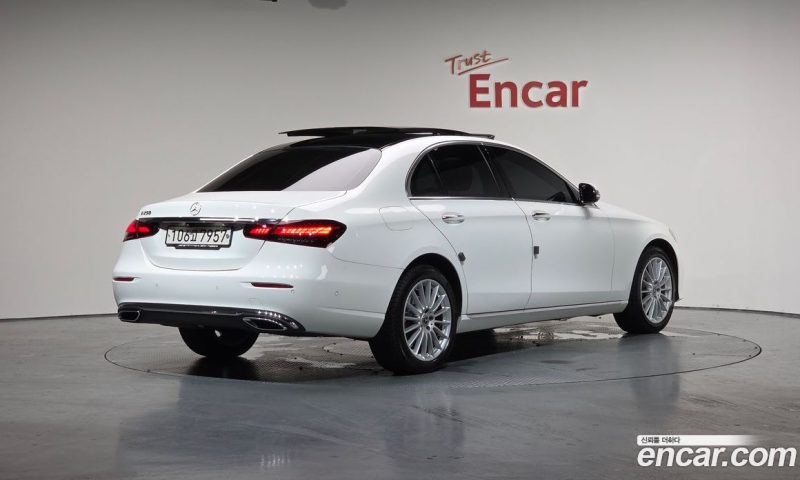 Mercedes Benz E-Class E250 Exclusive