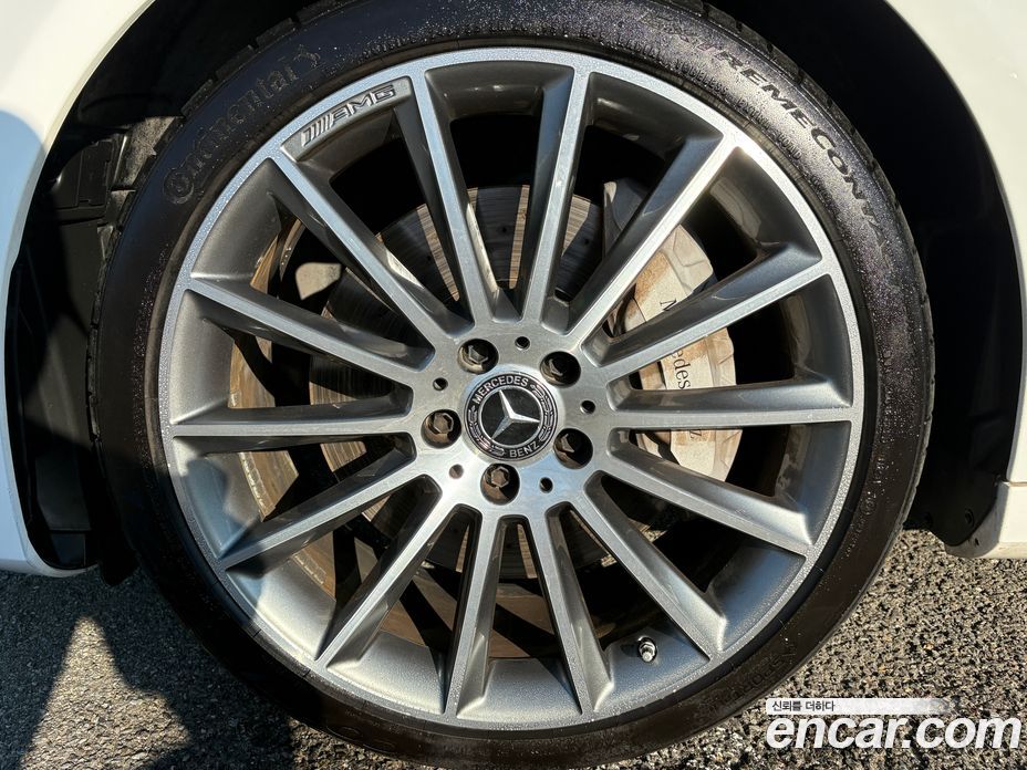 Mercedes Benz E-Class E350 4MATIC AMG Line
