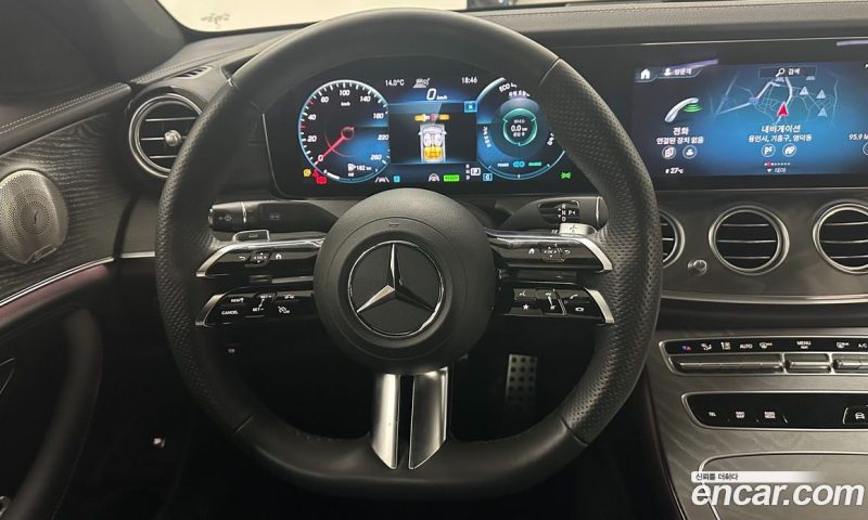 Mercedes Benz E-Class E350 4MATIC AMG Line
