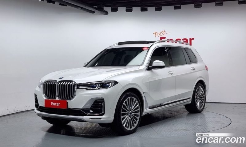BMW X7 xDrive i40 Design Pure Excellence 7-Seater