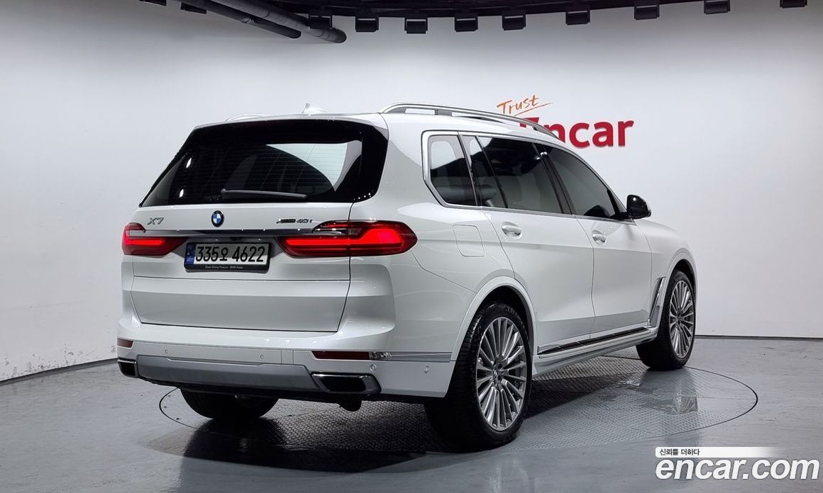 BMW X7 xDrive i40 Design Pure Excellence 7-Seater