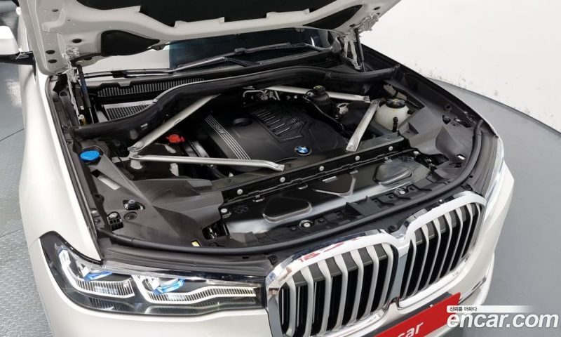 BMW X7 xDrive i40 Design Pure Excellence 7-Seater