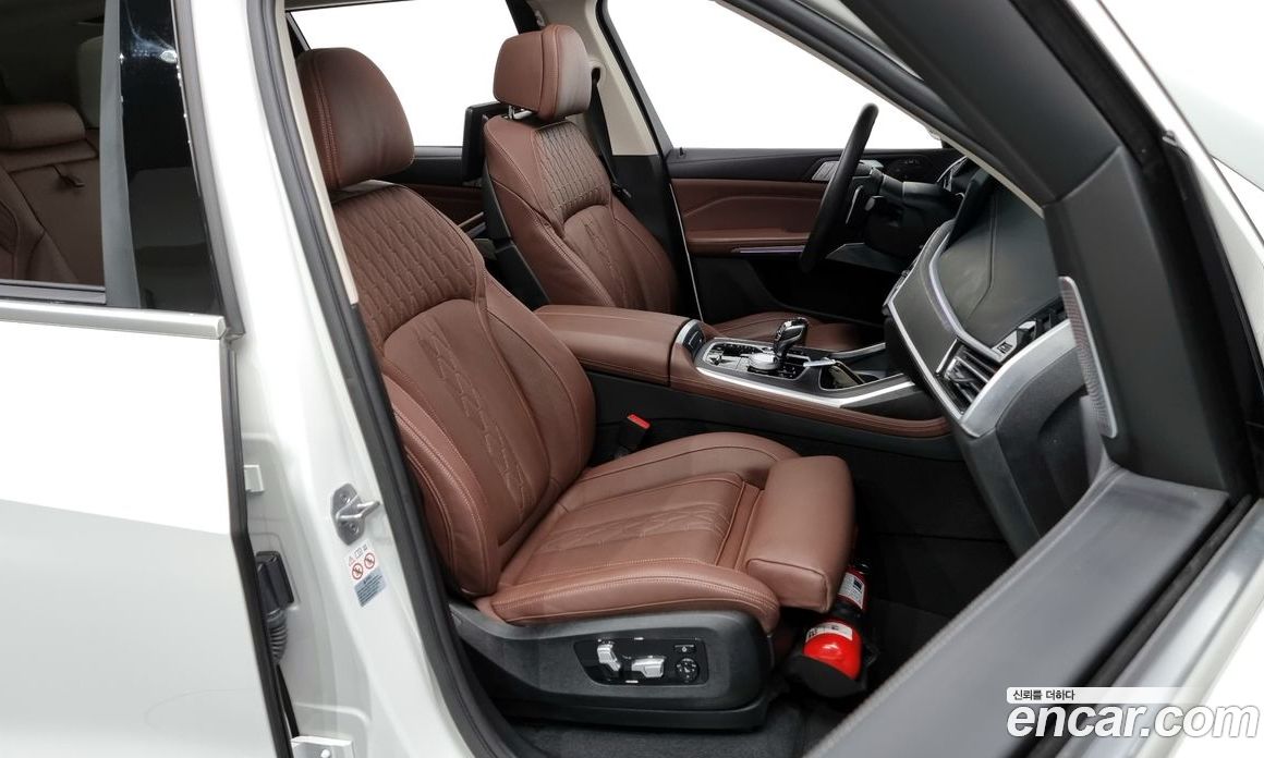BMW X7 xDrive i40 Design Pure Excellence 7-Seater