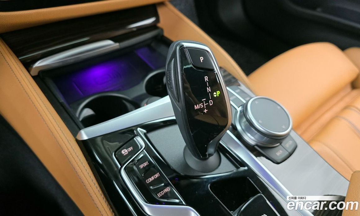 BMW 5-Series i520 M Sport
