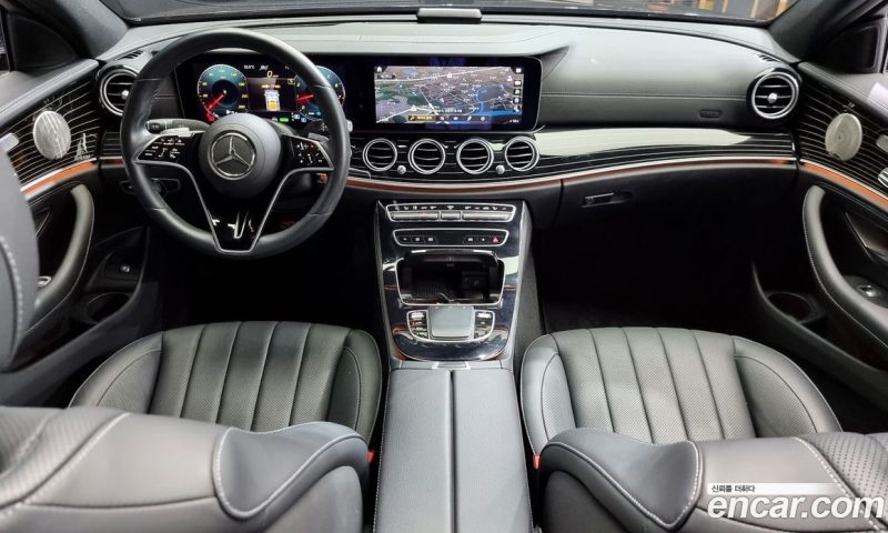 Mercedes Benz E-Class E450 4MATIC Exclusive