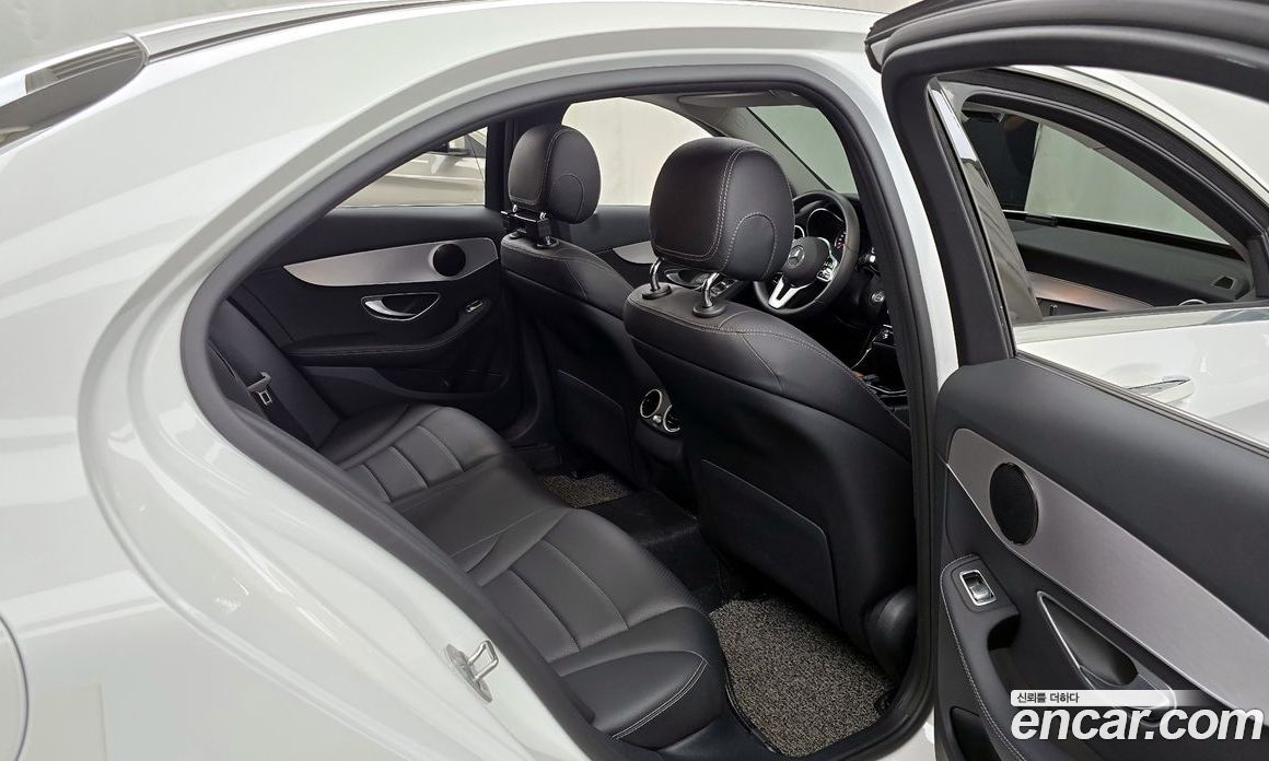 Mercedes Benz C-Class C200 Avantgarde