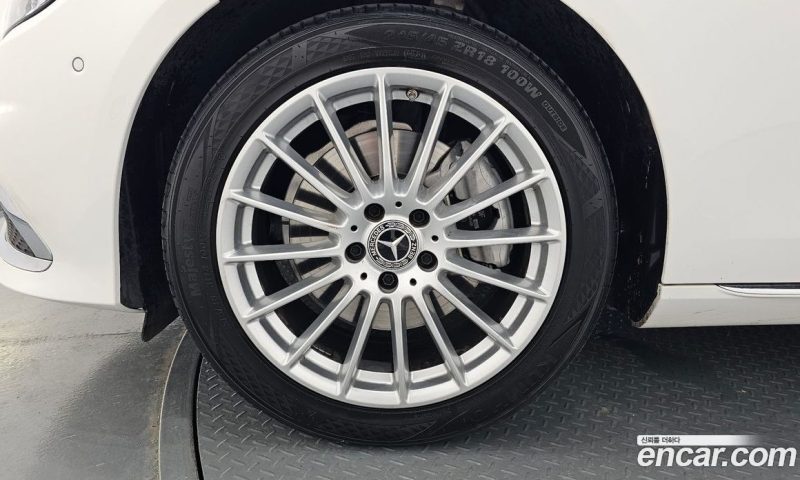 Mercedes Benz E-Class E250 Exclusive