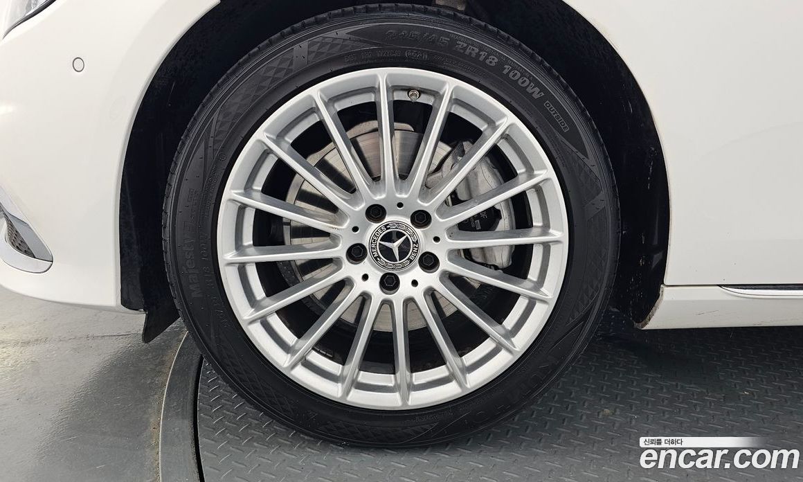 Mercedes Benz E-Class E250 Exclusive