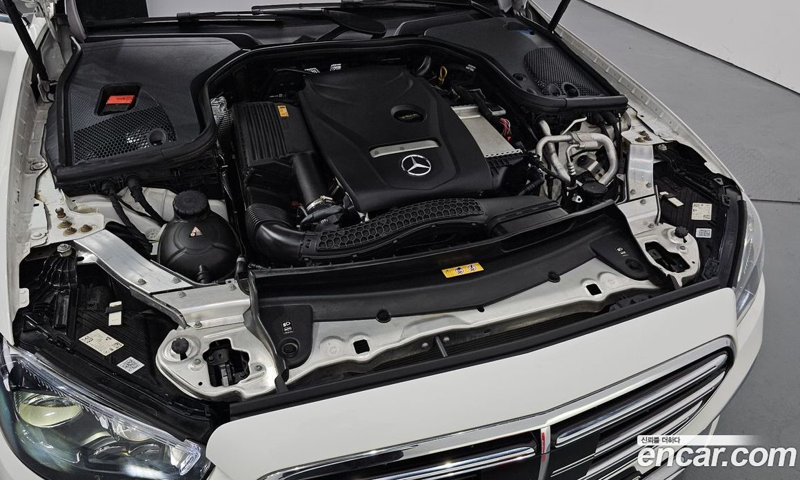 Mercedes Benz E-Class E250 Exclusive