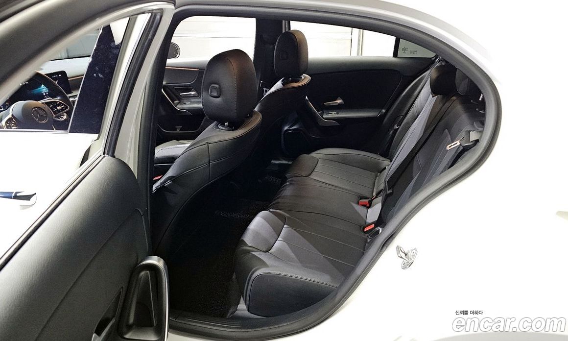 Mercedes Benz A-Class A220 Hatchback