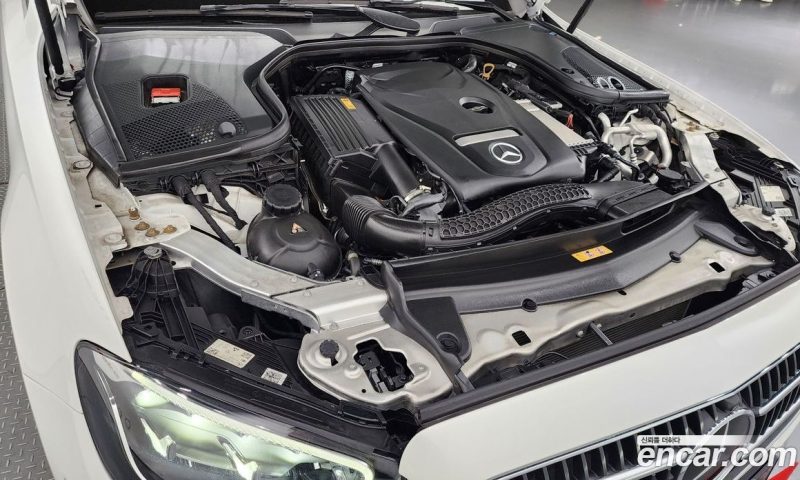 Mercedes Benz E-Class E250 Avantgarde