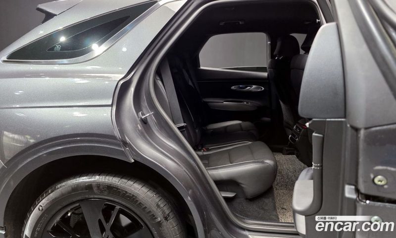 Genesis GV70 2.5T Gasoline AWD