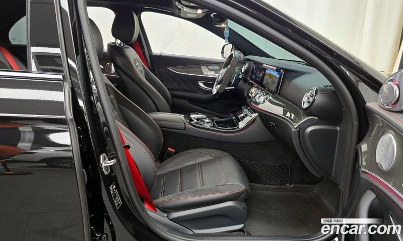 Mercedes Benz E-Class E53 AMG 4MATIC+