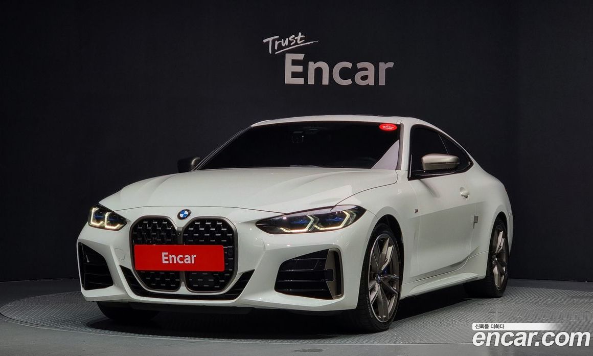BMW 4-Series M440i xDrive FIrst Edition Coupe