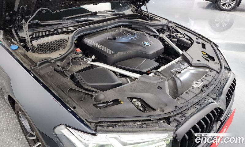 BMW 5-Series i520 M Sport