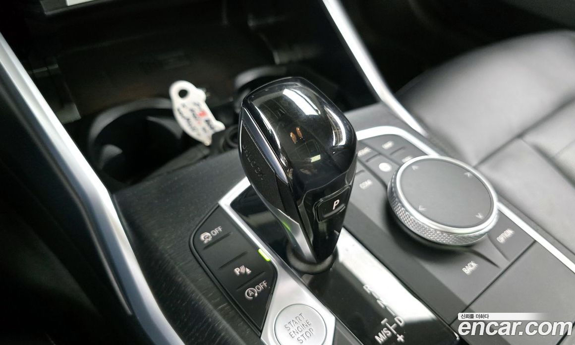 BMW 3-Series i320 Touring Luxury